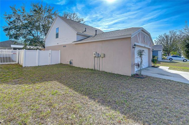 24640 SIENA DRIVE, Lutz, FL 33559