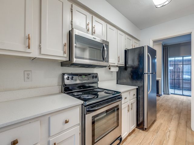 3817 Rawlins Street 103, Dallas, TX 75219