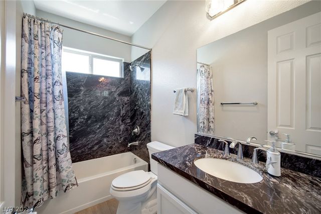 7270 El Malpais Street, Las Vegas, NV 89118