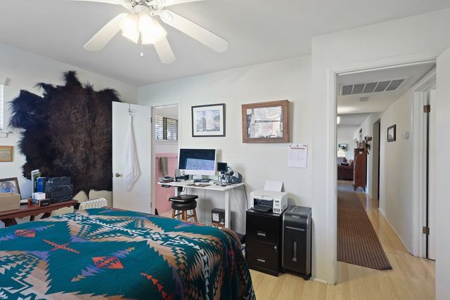 509 E Hendryx, Alpine, TX 79830