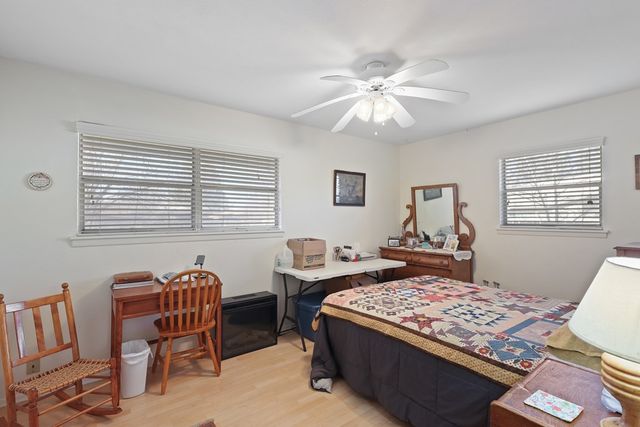 509 E Hendryx, Alpine, TX 79830