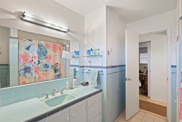 509 E Hendryx, Alpine, TX 79830