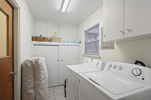 509 E Hendryx, Alpine, TX 79830