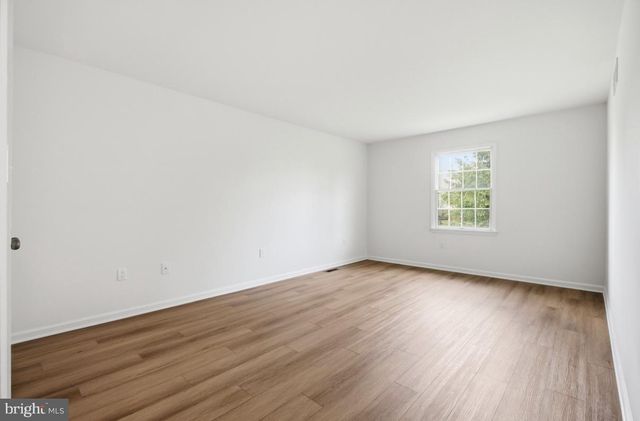 13 TAMARACK CT, Easton, PA 18040