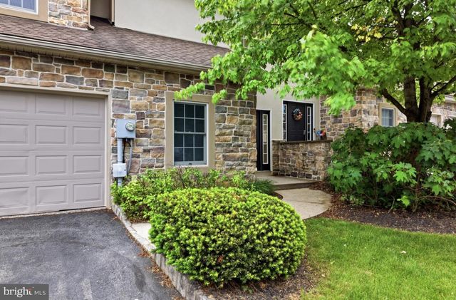 13 TAMARACK CT, Easton, PA 18040