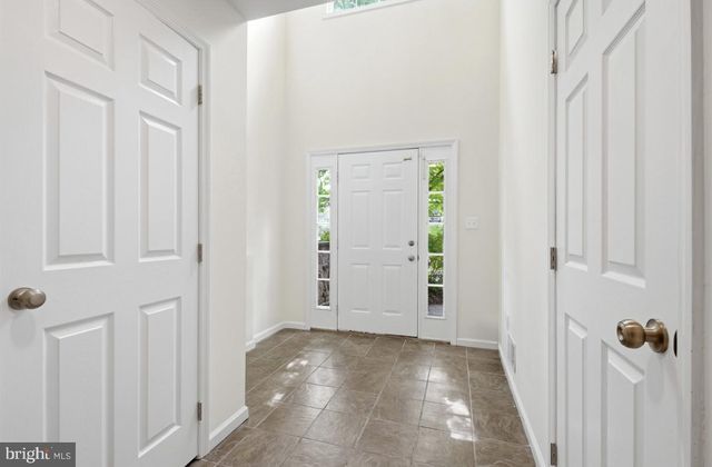 13 TAMARACK CT, Easton, PA 18040