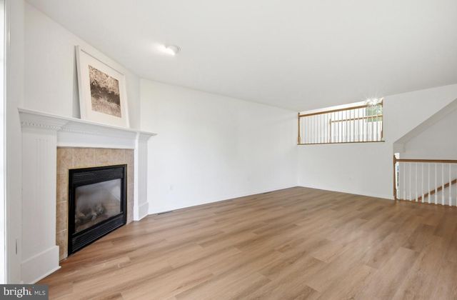 13 TAMARACK CT, Easton, PA 18040