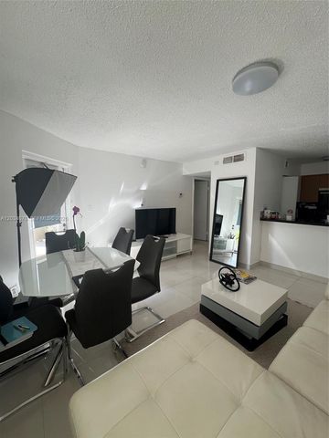 550 S Park Road 148, Hollywood, FL 33021