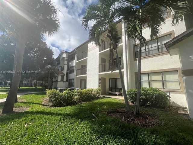 550 S Park Road 148, Hollywood, FL 33021