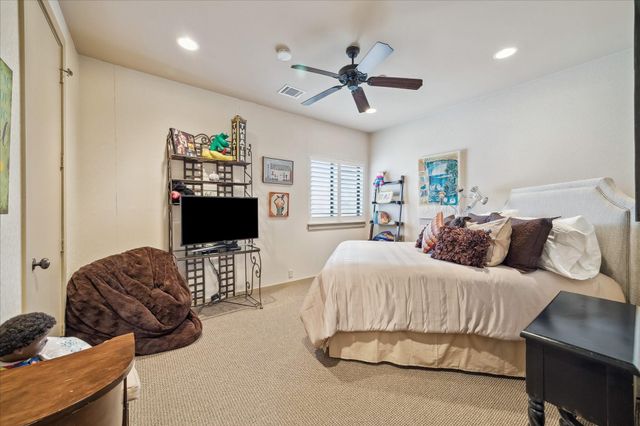 5027 Heatherglen Drive, Houston, TX 77096