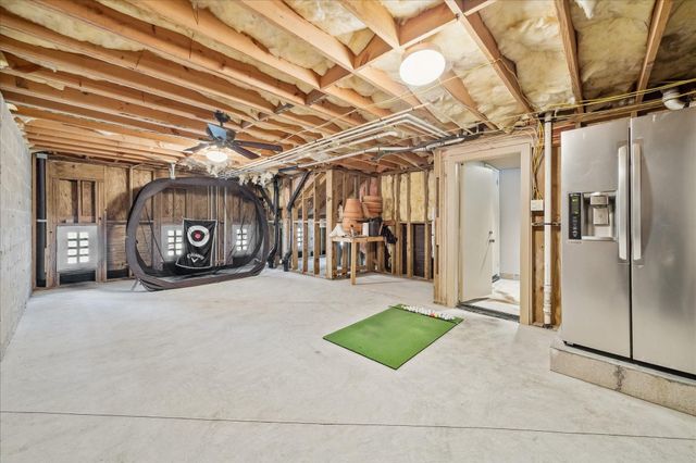 5027 Heatherglen Drive, Houston, TX 77096