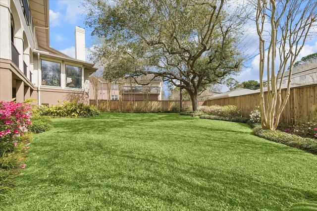 5027 Heatherglen Drive, Houston, TX 77096