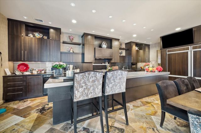 5027 Heatherglen Drive, Houston, TX 77096