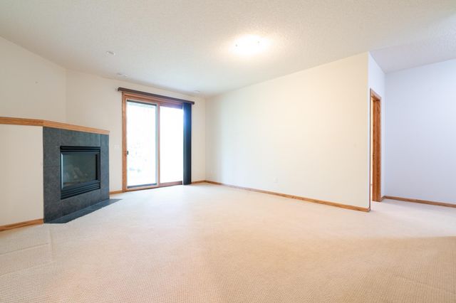 3392 Glynwater Trail NW, Prior Lake, MN 55372