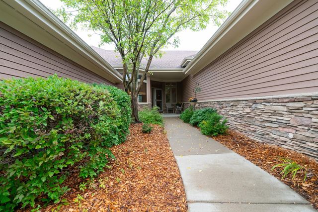 3392 Glynwater Trail NW, Prior Lake, MN 55372