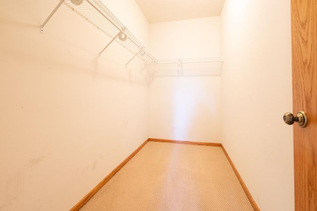 3392 Glynwater Trail NW, Prior Lake, MN 55372