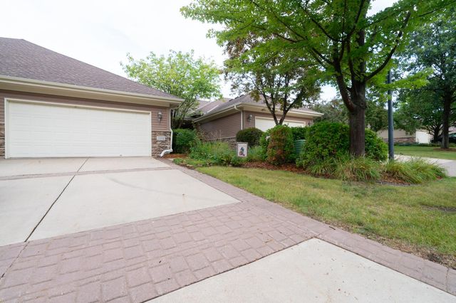 3392 Glynwater Trail NW, Prior Lake, MN 55372