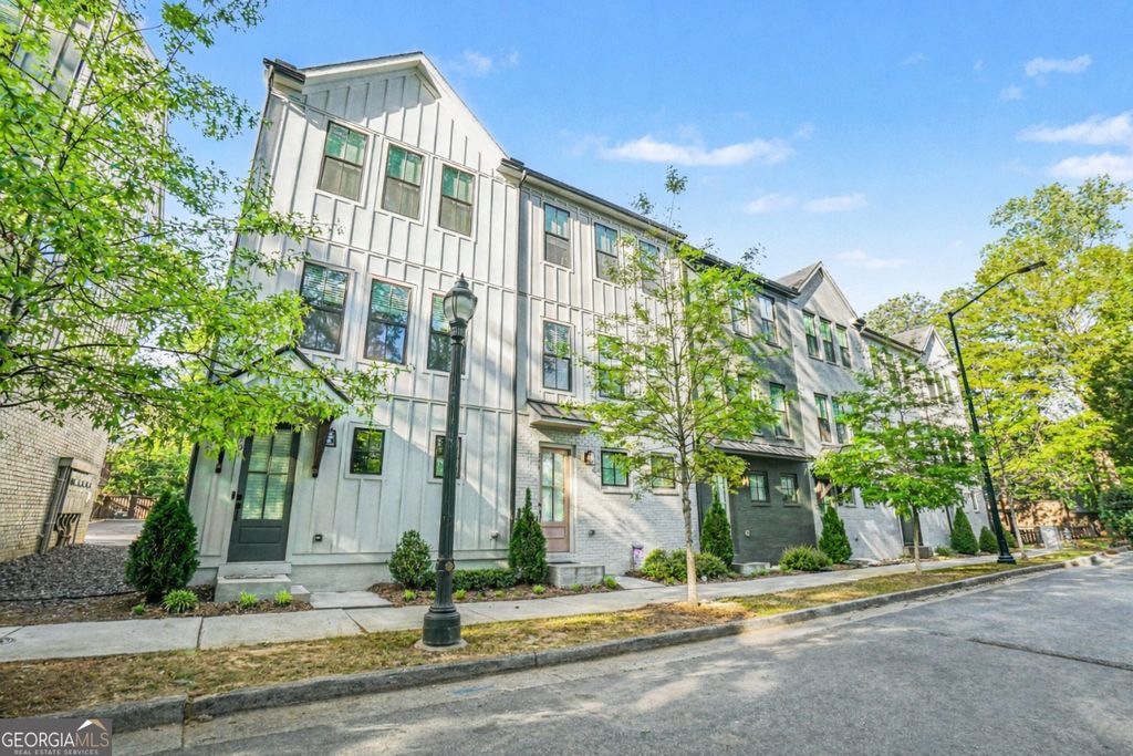 274 Dilbeck Place NE, Atlanta, GA 30342