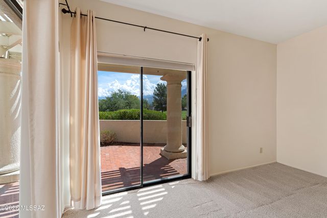 9816 N Calle Loma Linda, Oro Valley, AZ 85737
