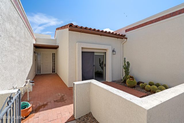 9816 N Calle Loma Linda, Oro Valley, AZ 85737