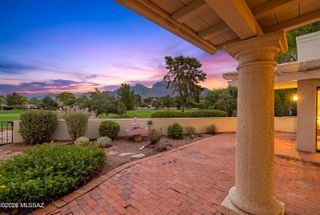 9816 N Calle Loma Linda, Oro Valley, AZ 85737