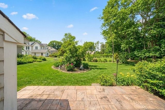 59 Cottage St, Hingham, MA 02043