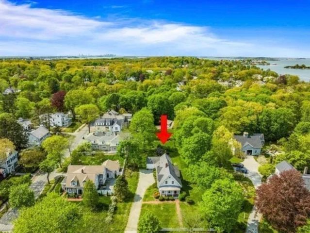 59 Cottage St, Hingham, MA 02043