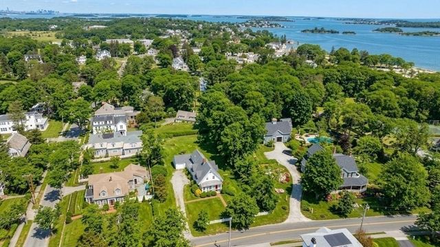 59 Cottage St, Hingham, MA 02043