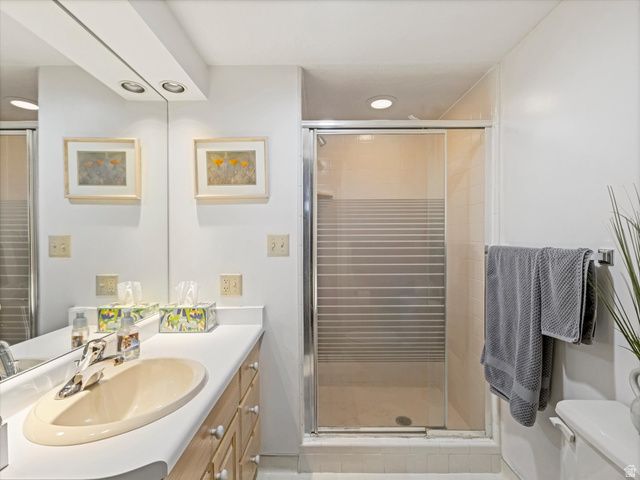 978 N 170 E, Bountiful, UT 84010