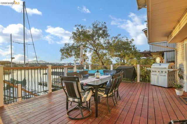 4930 Discovery Pt, Discovery Bay, CA 94505