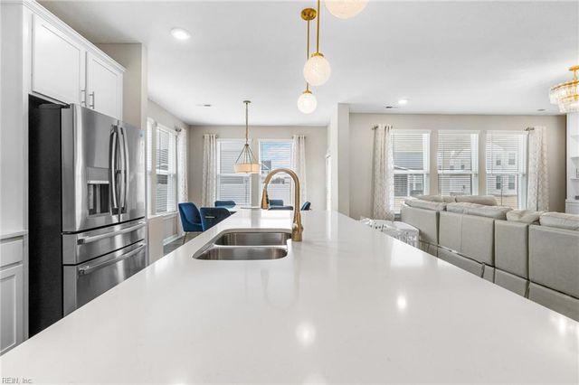 1892 Bancroft RD, Chesapeake, VA 23320