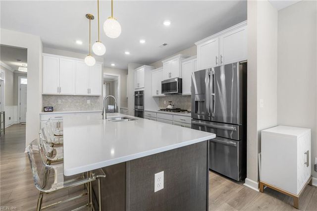 1892 Bancroft RD, Chesapeake, VA 23320