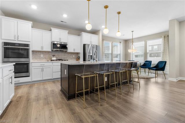 1892 Bancroft RD, Chesapeake, VA 23320