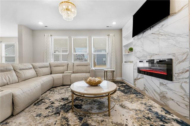 1892 Bancroft RD, Chesapeake, VA 23320