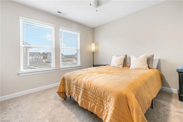 1892 Bancroft RD, Chesapeake, VA 23320