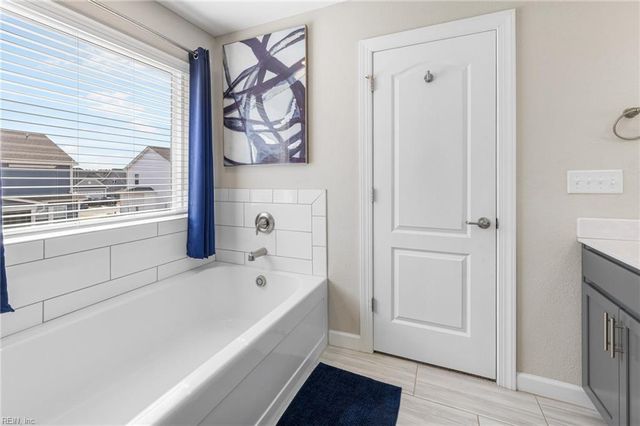 1892 Bancroft RD, Chesapeake, VA 23320