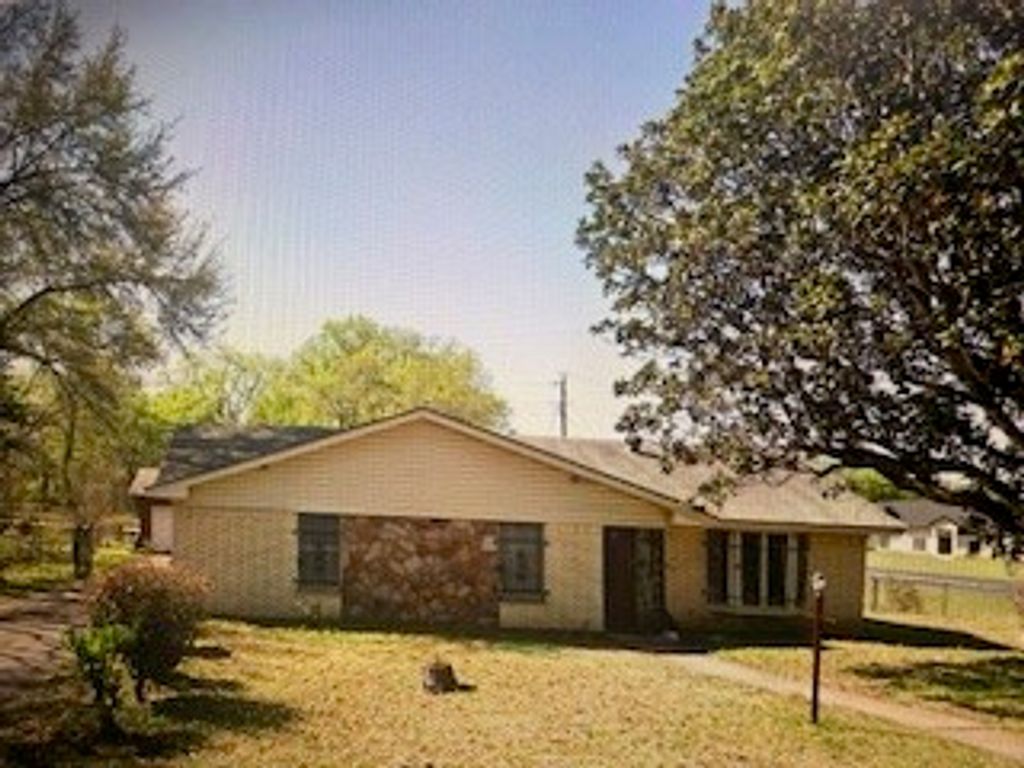 1801 Mahalia, Waco, TX 76705
