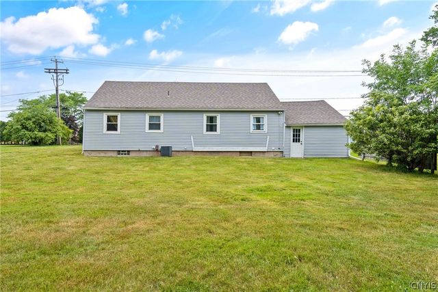 6130 South Bay Road, Cicero, NY 13039