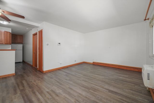 4211 W 95th Street 2D, Oak Lawn, IL 60453