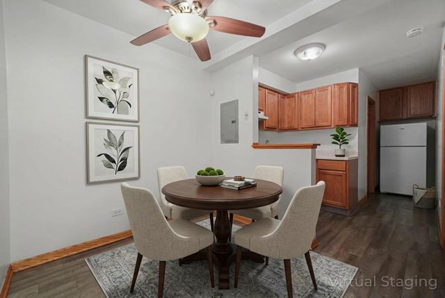 4211 W 95th Street 2D, Oak Lawn, IL 60453