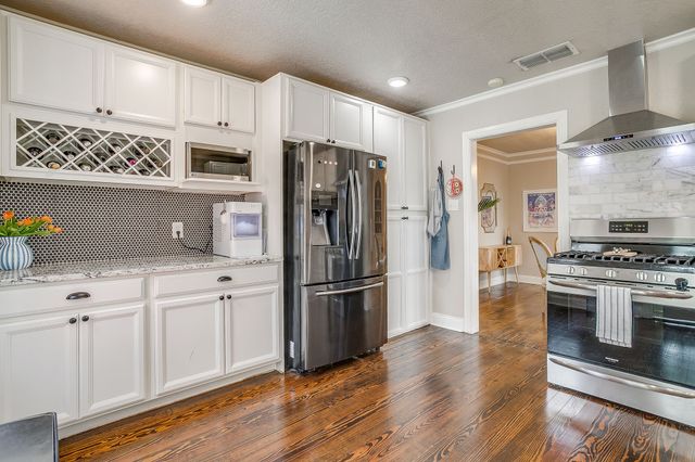 4328 Lovell Avenue, Fort Worth, TX 76107