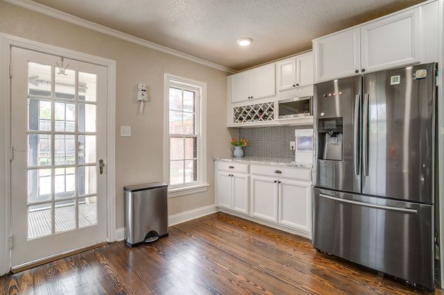 4328 Lovell Avenue, Fort Worth, TX 76107