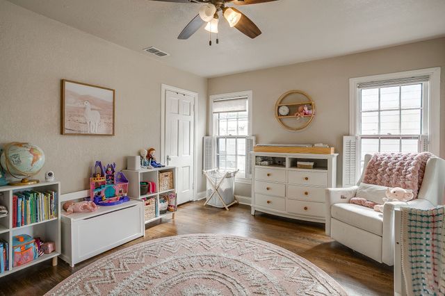 4328 Lovell Avenue, Fort Worth, TX 76107