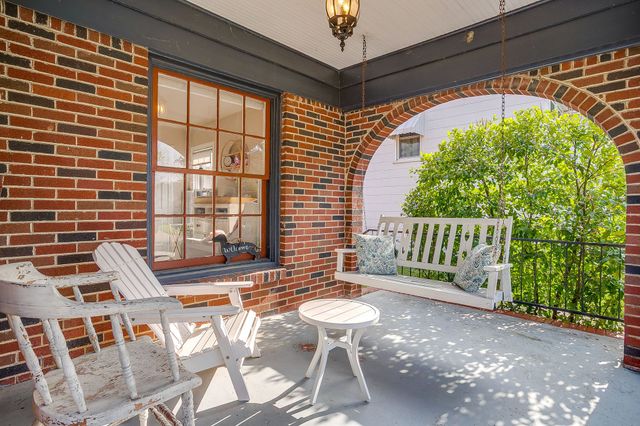 4328 Lovell Avenue, Fort Worth, TX 76107