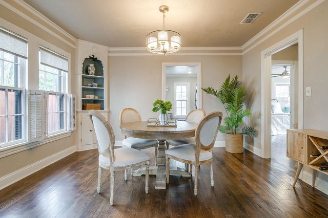 4328 Lovell Avenue, Fort Worth, TX 76107