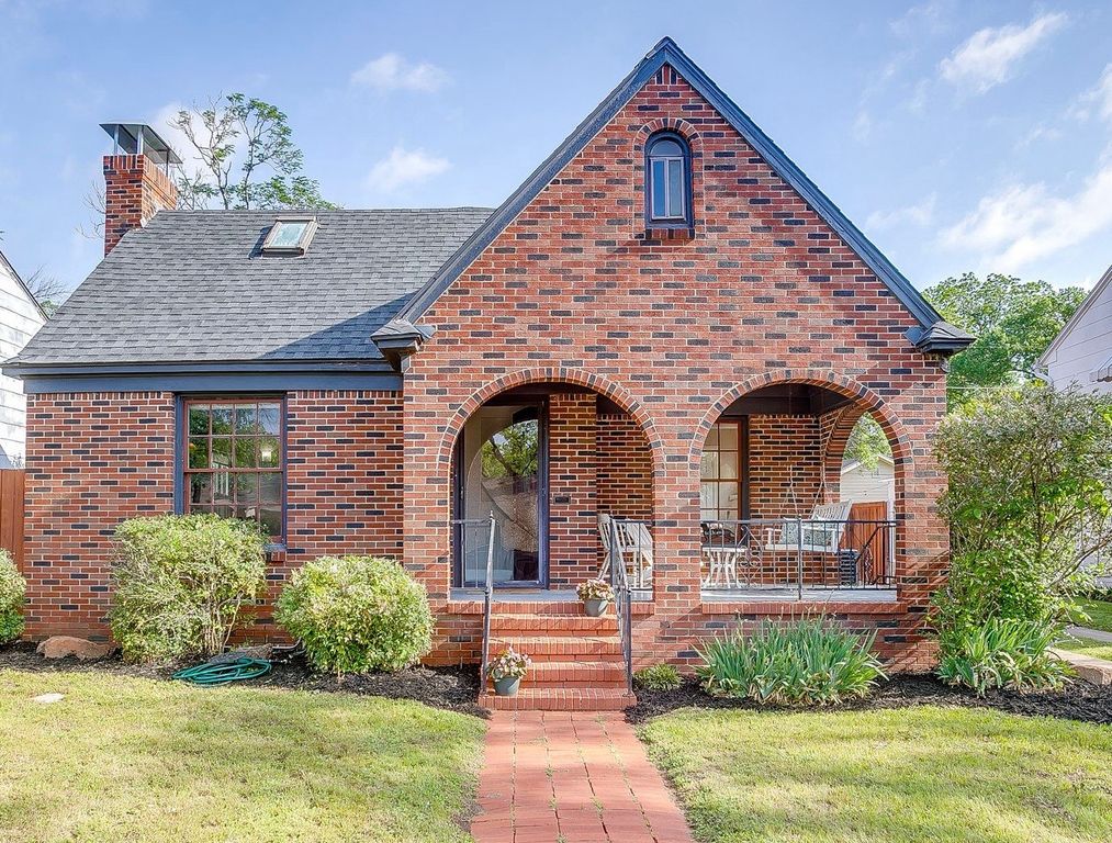 4328 Lovell Avenue, Fort Worth, TX 76107