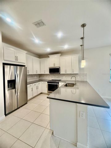 8878 HERENCIA ALLEY, Windermere, FL 34786