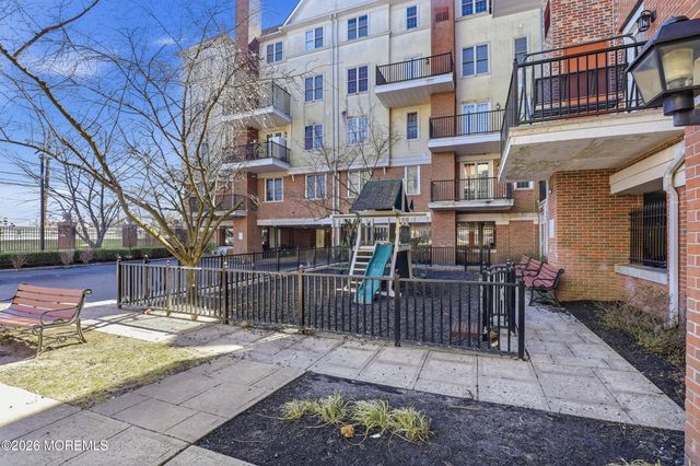 952 Madison Avenue, Lakewood, NJ 08701