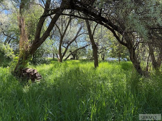 2680 W 33 N, Idaho Falls, ID 83402