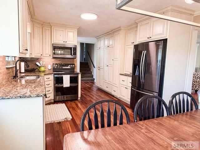 2680 W 33 N, Idaho Falls, ID 83402